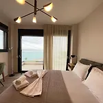 Oleandra By The Sea Villa *