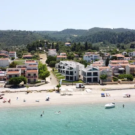 Oleandra By The Sea Vila *
