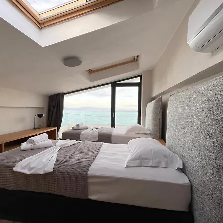 Oleandra By The Sea Villa *